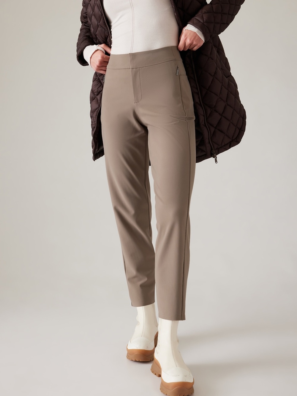 Athleta Stellar Crop Pant - Taupe